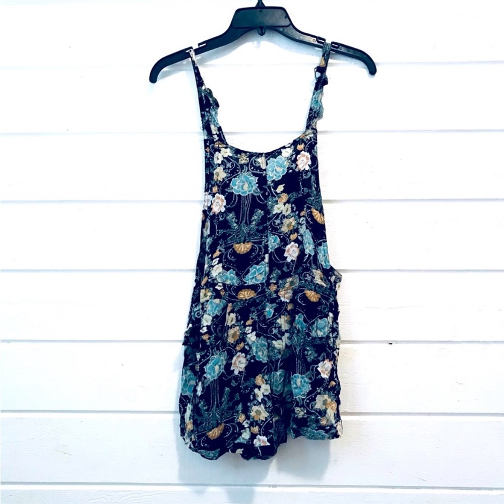 BNWT LF Navy Blue Floral Shortalls Short Overalls XS